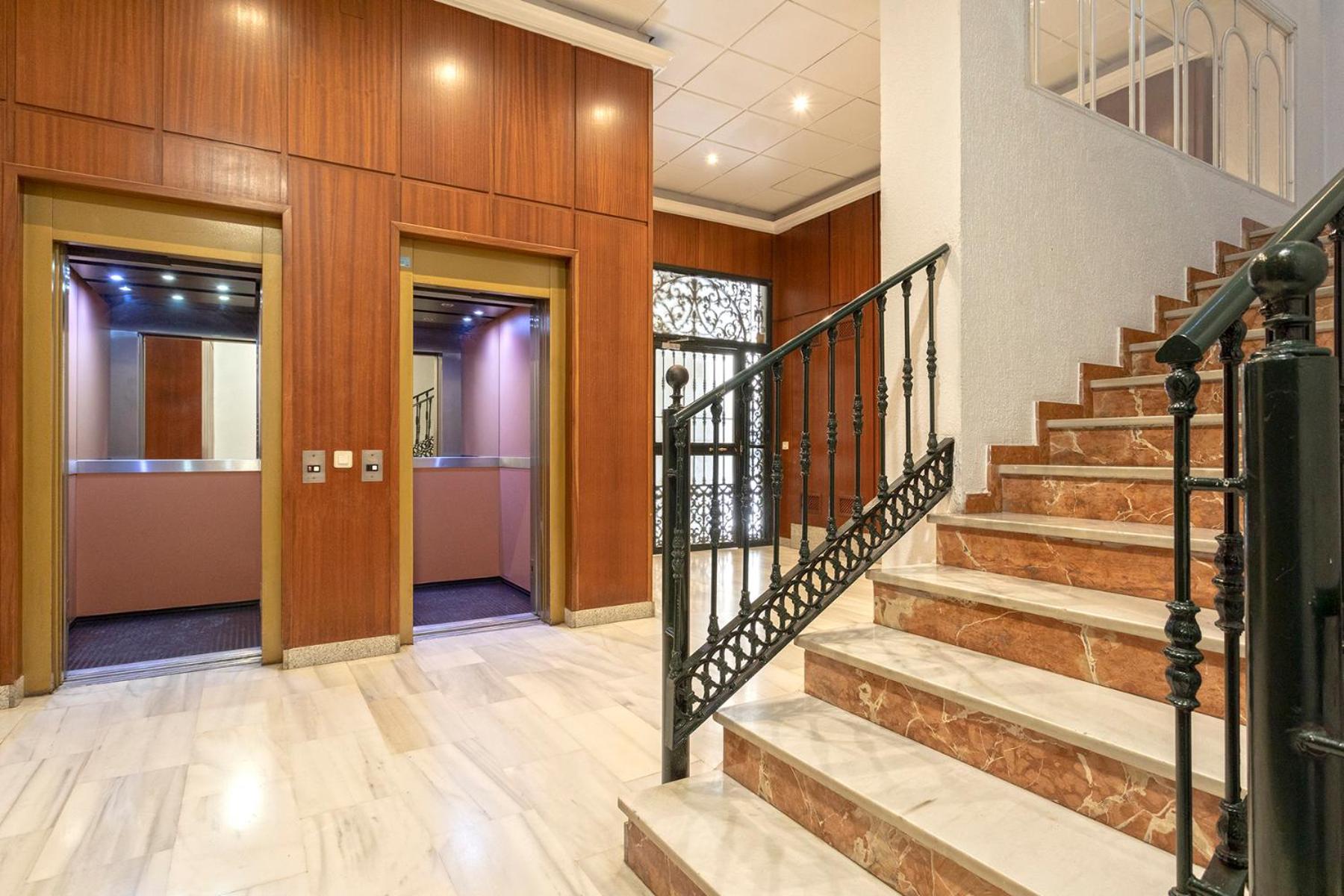 Balcon Y Parking Carreteria 77 Lejlighed